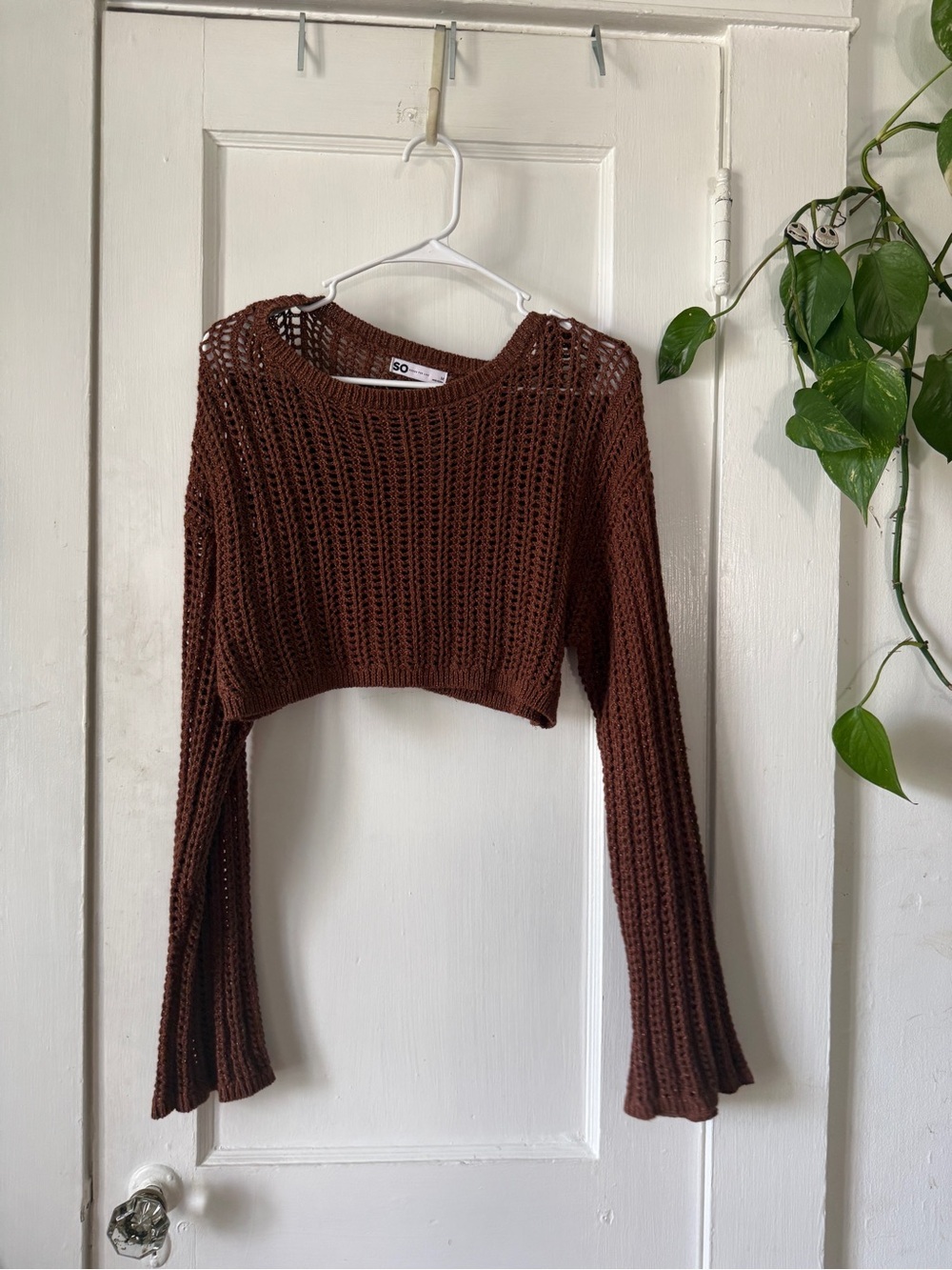 SO goods for life size M Cropped Open-Knit Brown Sweater